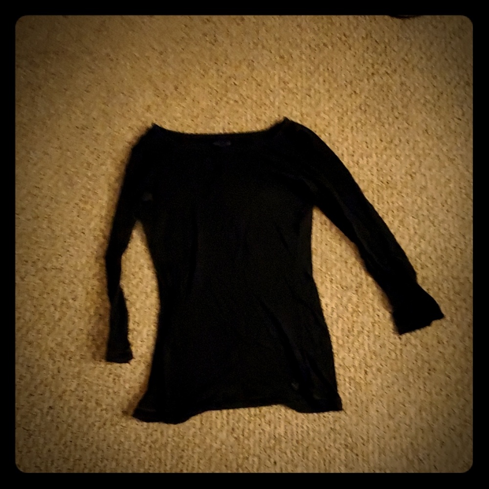 Long sleeve black shirt
